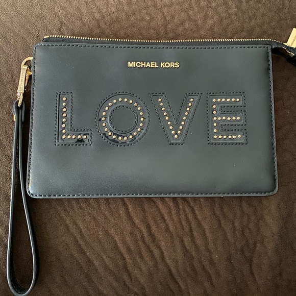 Michael Kors Wristlet - Picture 1 of 1